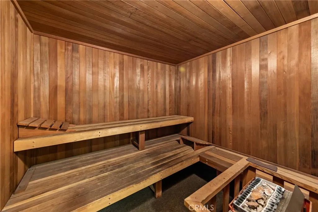 441 E San Jose, Burbank, California 91501 home-pic-20
