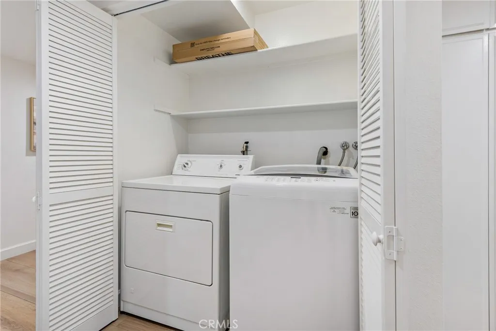 441 E San Jose, Burbank, California 91501 home-pic-15