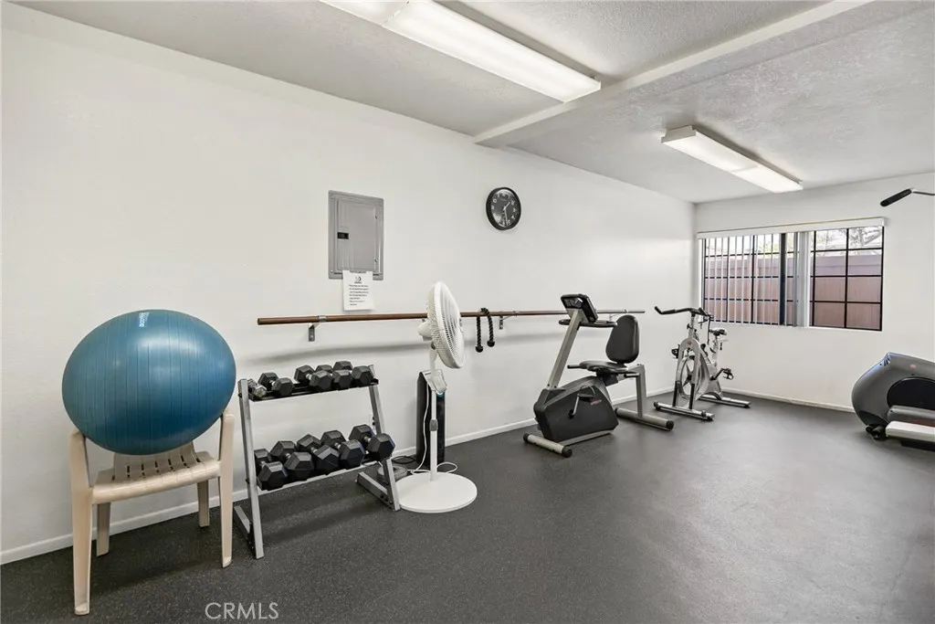 441 E San Jose, Burbank, California 91501 home-pic-19