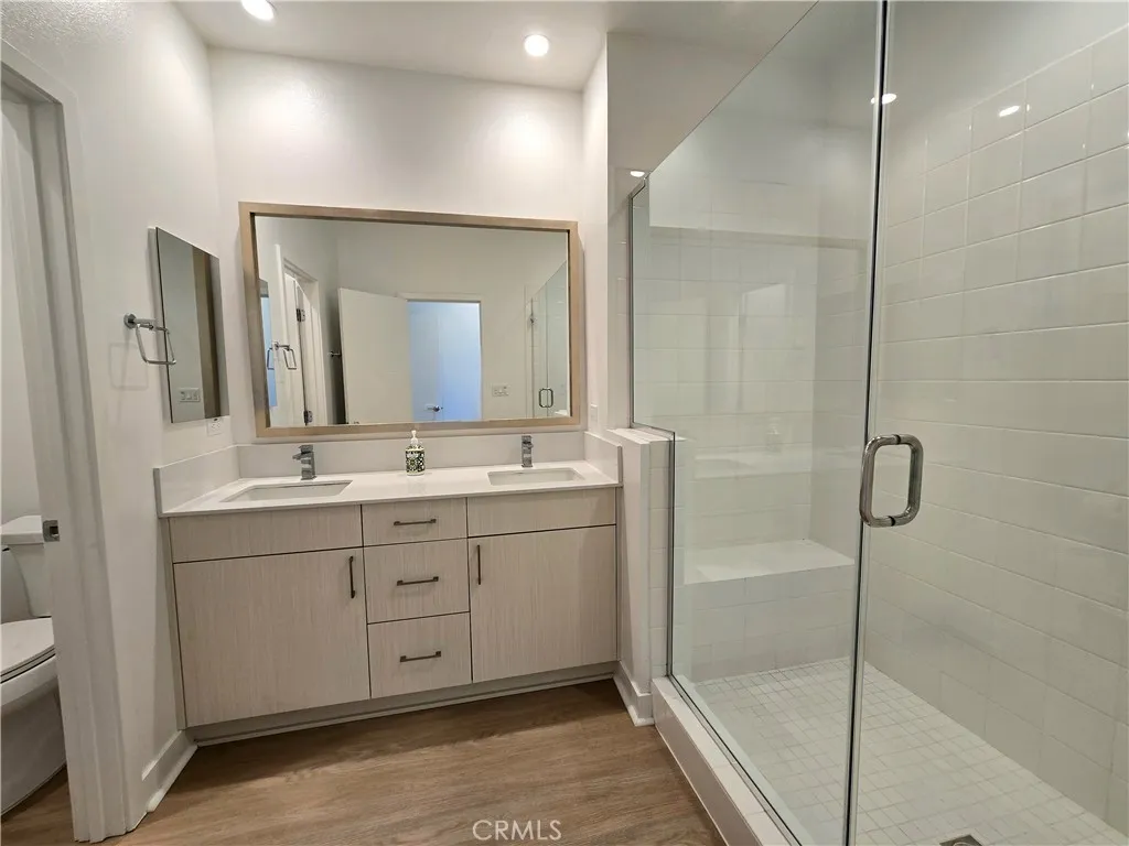 18 E Sunset, Long Beach, California 90805 home-pic-9