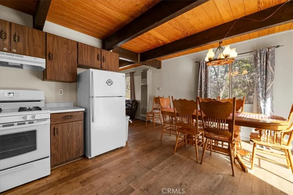 43485 Primrose, Big Bear Lake, California 92315 home-pic-24