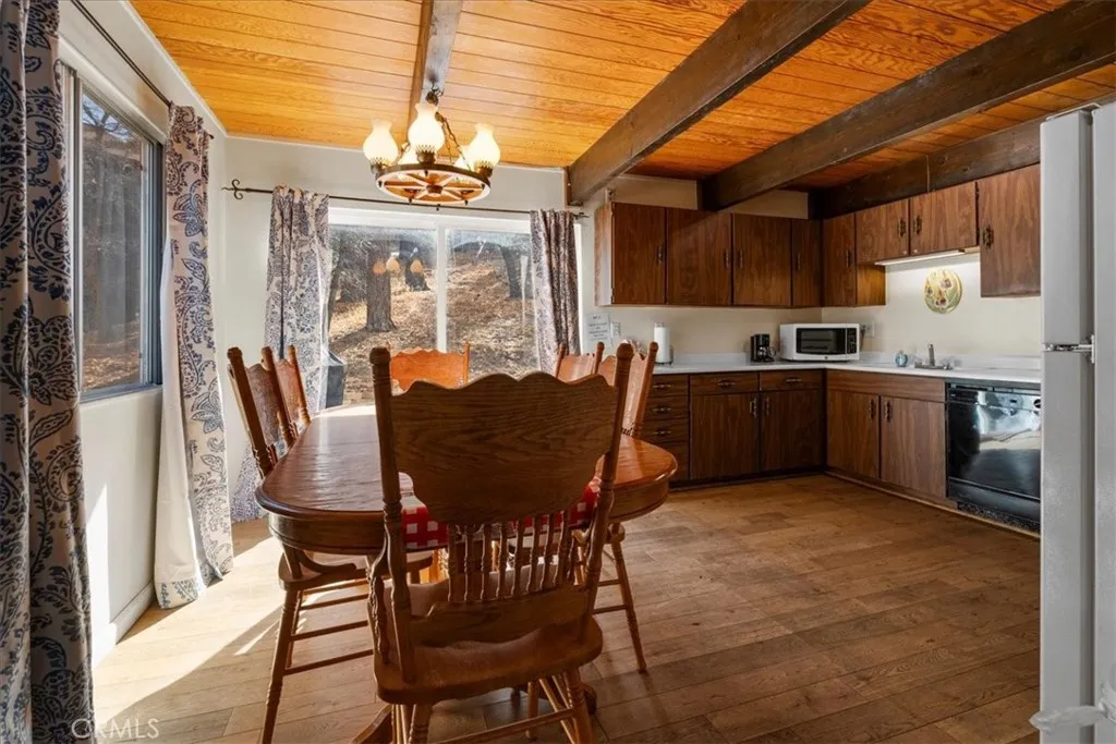 43485 Primrose, Big Bear Lake, California 92315 home-pic-21