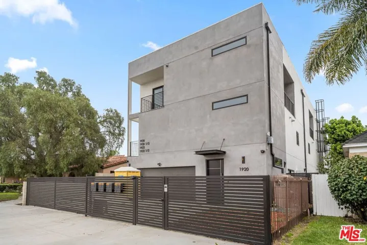 1920 S Sherbourne Drive 1920 1/2, Los Angeles, California 90034