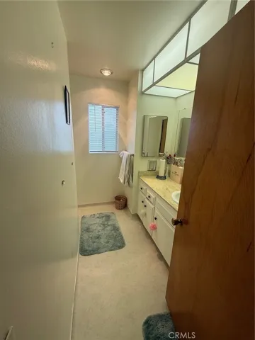 Hallway bath