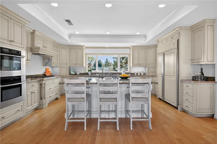 2821 Alta Vista, Newport Beach, California 92660