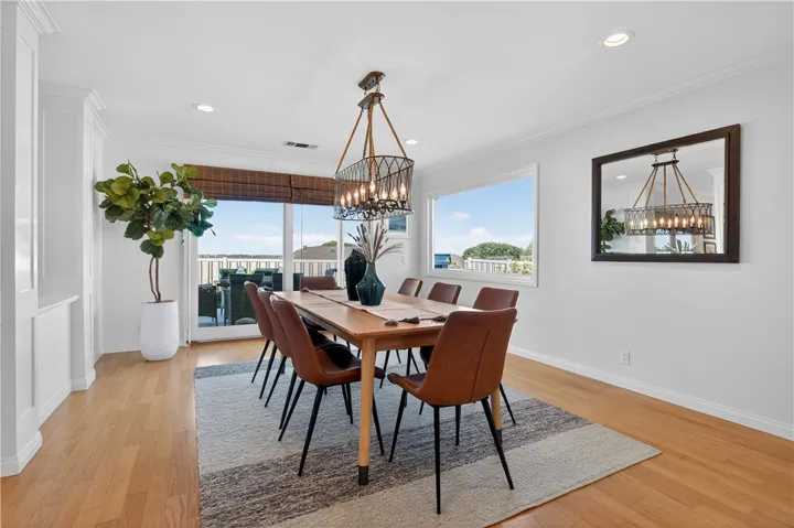 2821 Alta Vista, Newport Beach, California 92660