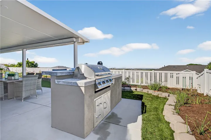 2821 Alta Vista, Newport Beach, California 92660