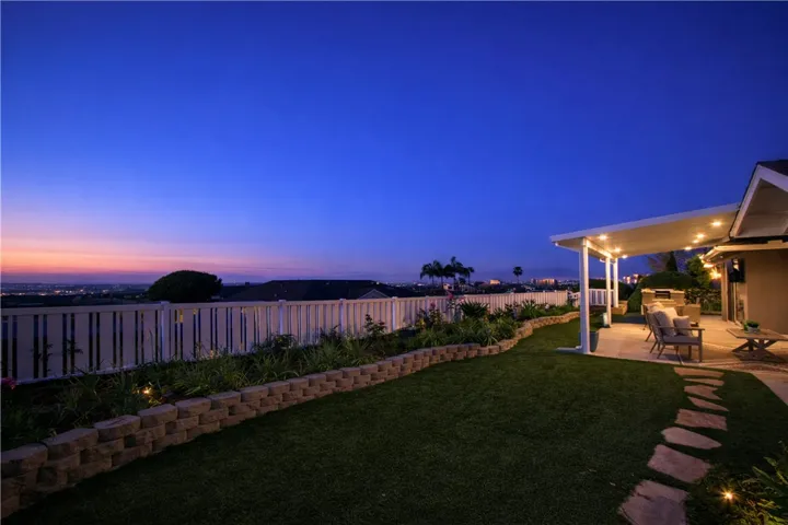 2821 Alta Vista, Newport Beach, California 92660