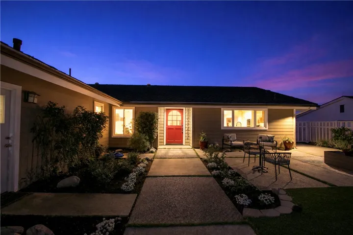 2821 Alta Vista, Newport Beach, California 92660