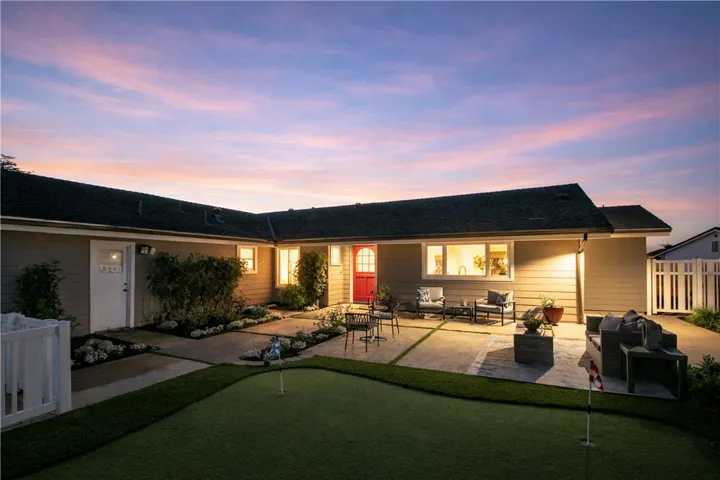 2821 Alta Vista, Newport Beach, California 92660