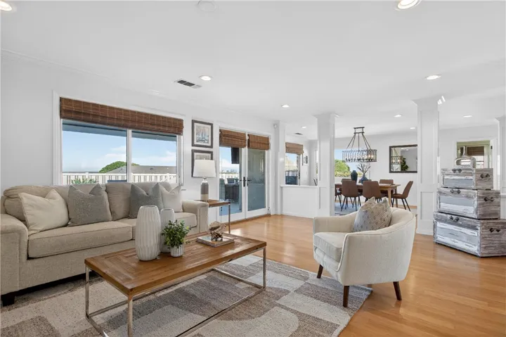 2821 Alta Vista, Newport Beach, California 92660