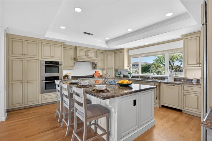2821 Alta Vista, Newport Beach, California 92660