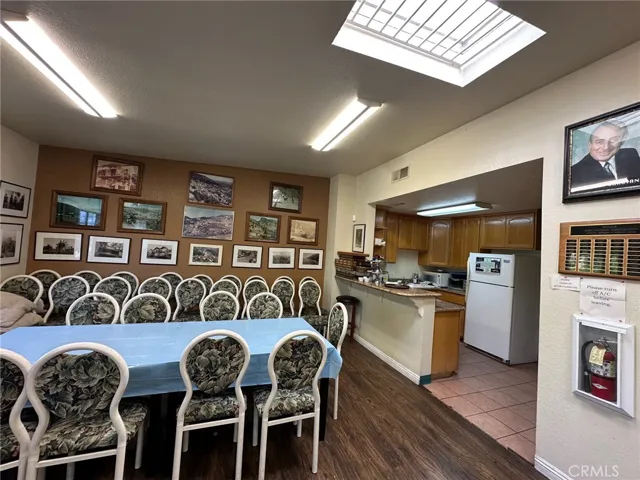 upper level business condo