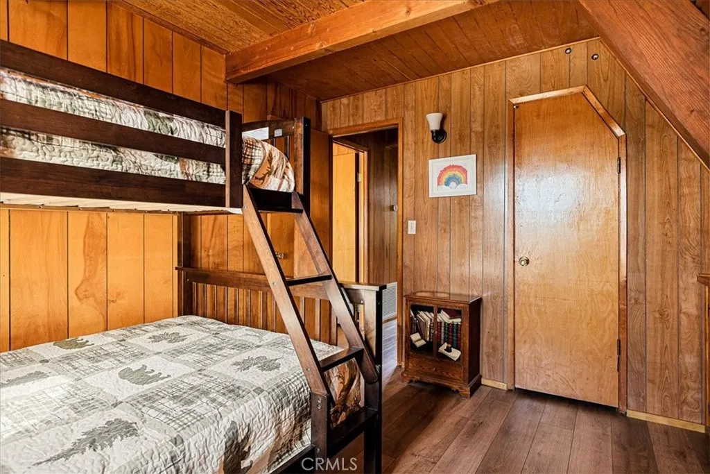 1190 Klondike, Lake Arrowhead, California 92352 home-pic-22