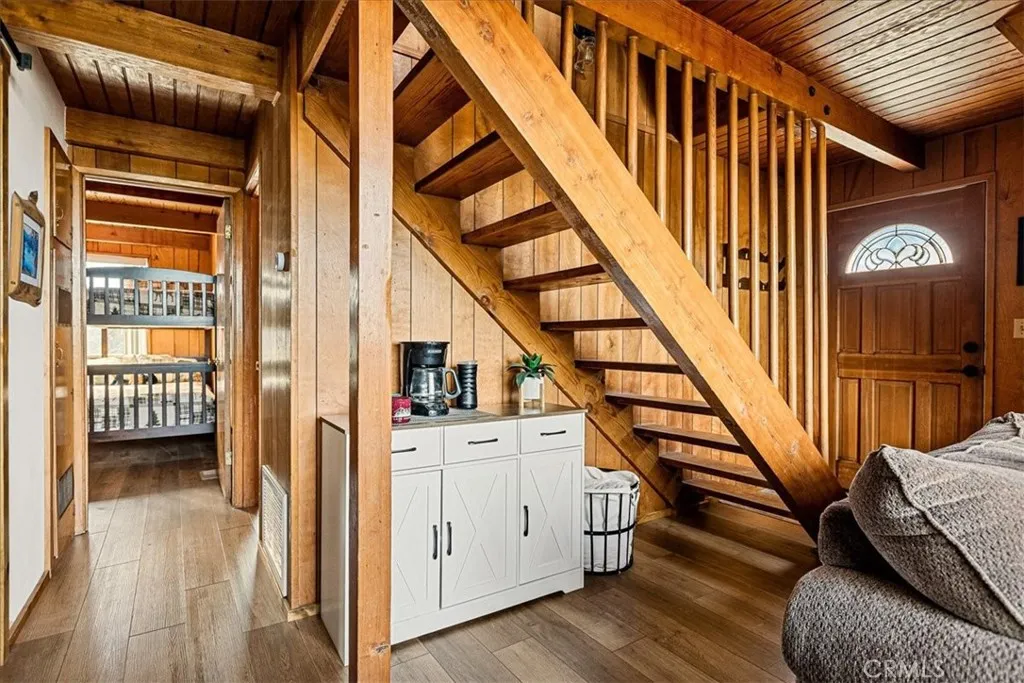 1190 Klondike, Lake Arrowhead, California 92352 home-pic-18