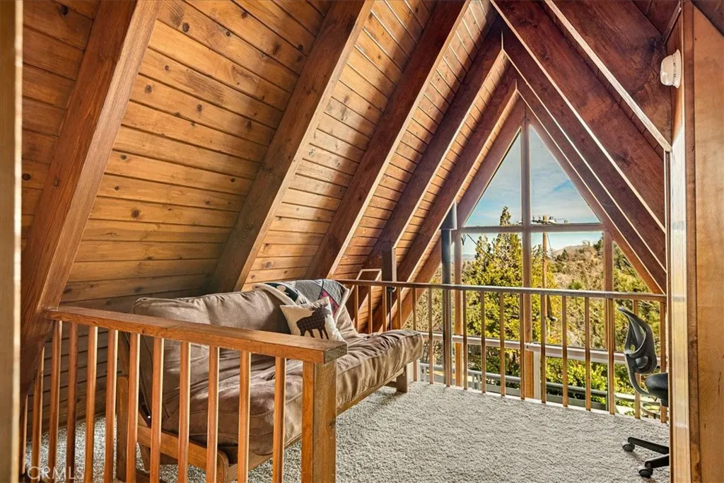 1190 Klondike, Lake Arrowhead, California 92352 home-pic-28