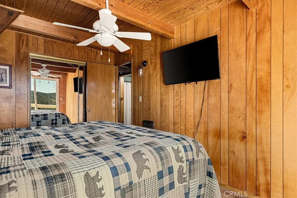 1190 Klondike, Lake Arrowhead, California 92352 home-pic-24