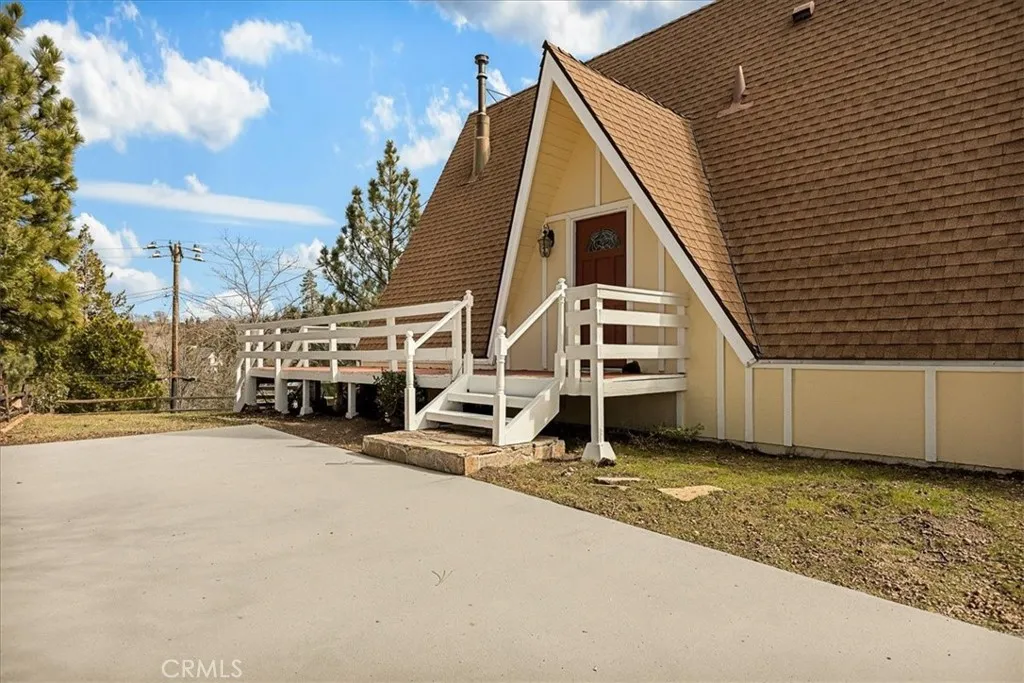 1190 Klondike, Lake Arrowhead, California 92352 home-pic-6