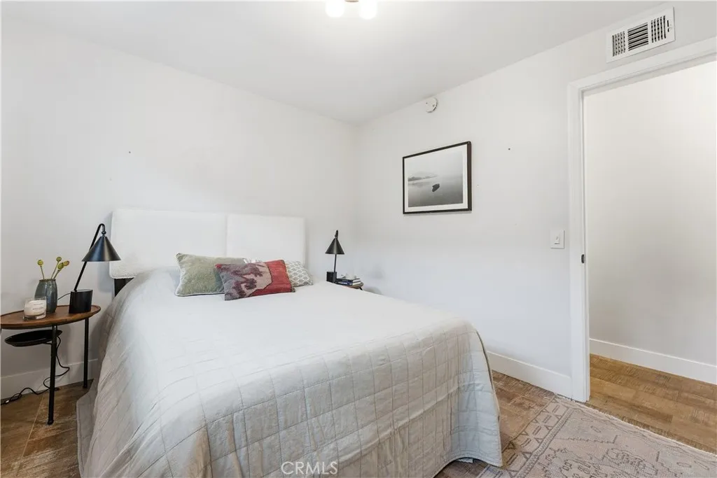 1953 Maple, Costa Mesa, California 92627 home-pic-19