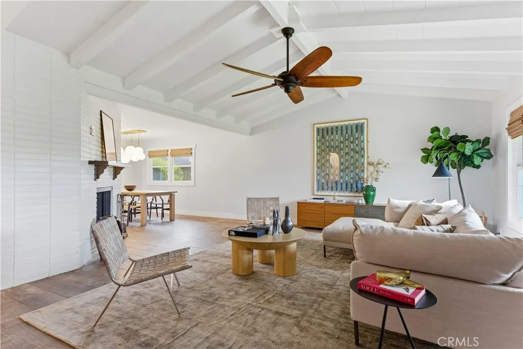 1953 Maple, Costa Mesa, California 92627 home-pic-6