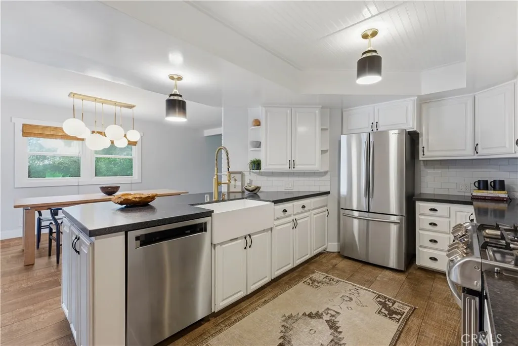 1953 Maple, Costa Mesa, California 92627 home-pic-8