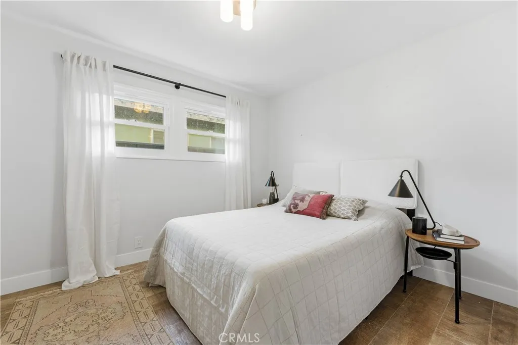 1953 Maple, Costa Mesa, California 92627 home-pic-18