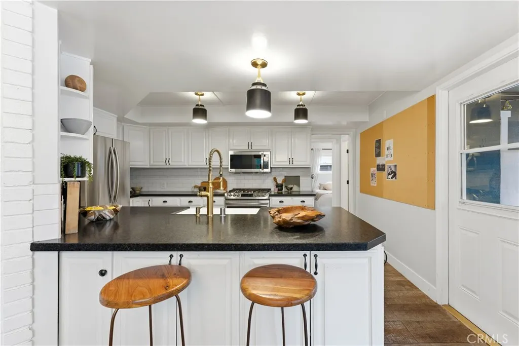 1953 Maple, Costa Mesa, California 92627 home-pic-9