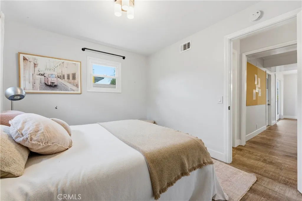 1953 Maple, Costa Mesa, California 92627 home-pic-22