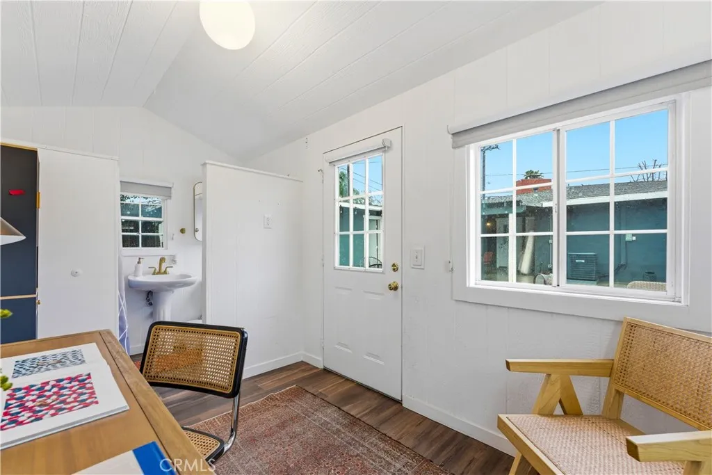 1953 Maple, Costa Mesa, California 92627 home-pic-24
