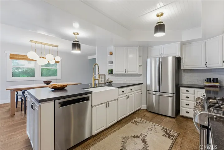 1953 Maple, Costa Mesa, California 92627