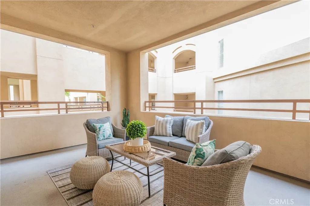 1301 Cabrillo Ave 208, Torrance, California 90501 home-pic-19