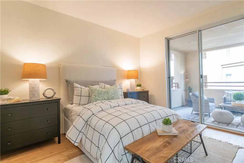 1301 Cabrillo Ave 208, Torrance, California 90501 home-pic-13