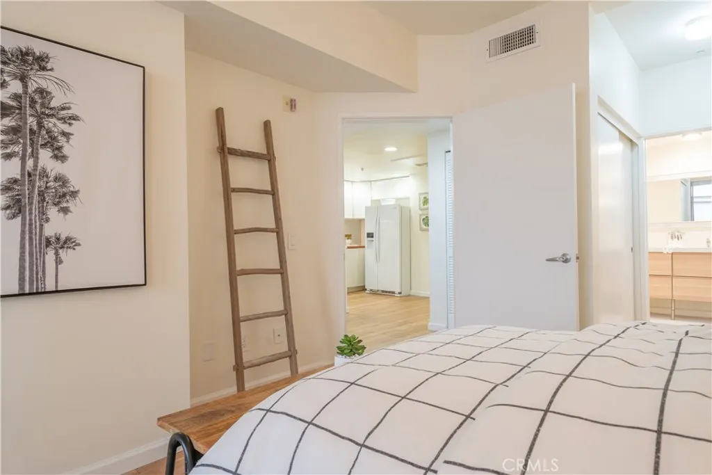 1301 Cabrillo Ave 208, Torrance, California 90501 home-pic-14