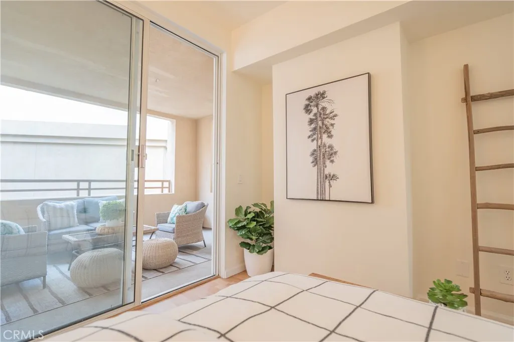 1301 Cabrillo Ave 208, Torrance, California 90501 home-pic-16