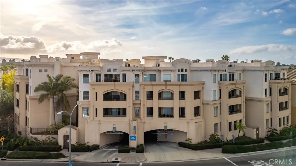 1301 Cabrillo Ave 208, Torrance, California 90501 home-pic-21