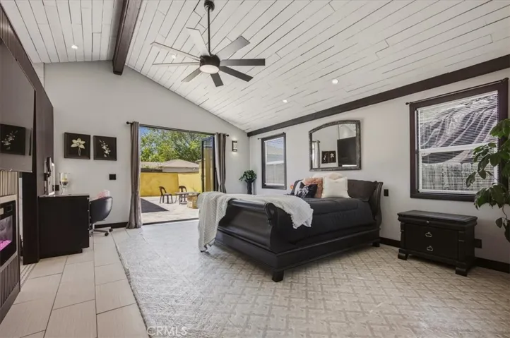 Primary suite 500 sq ft!