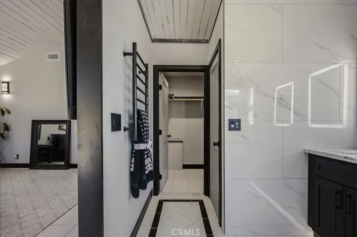 Primary bathroom, walk in closet. Heated towel bars and so much more!