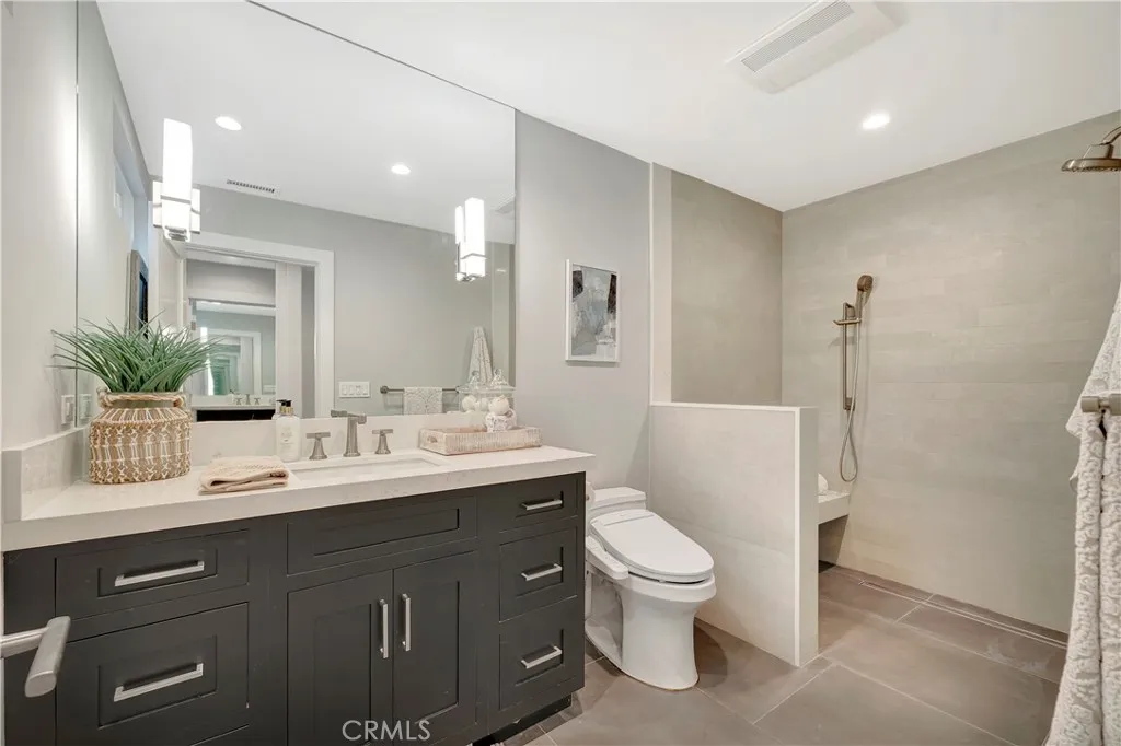 20162 Crater Circle, Huntington Beach, California 92646 home-pic-26