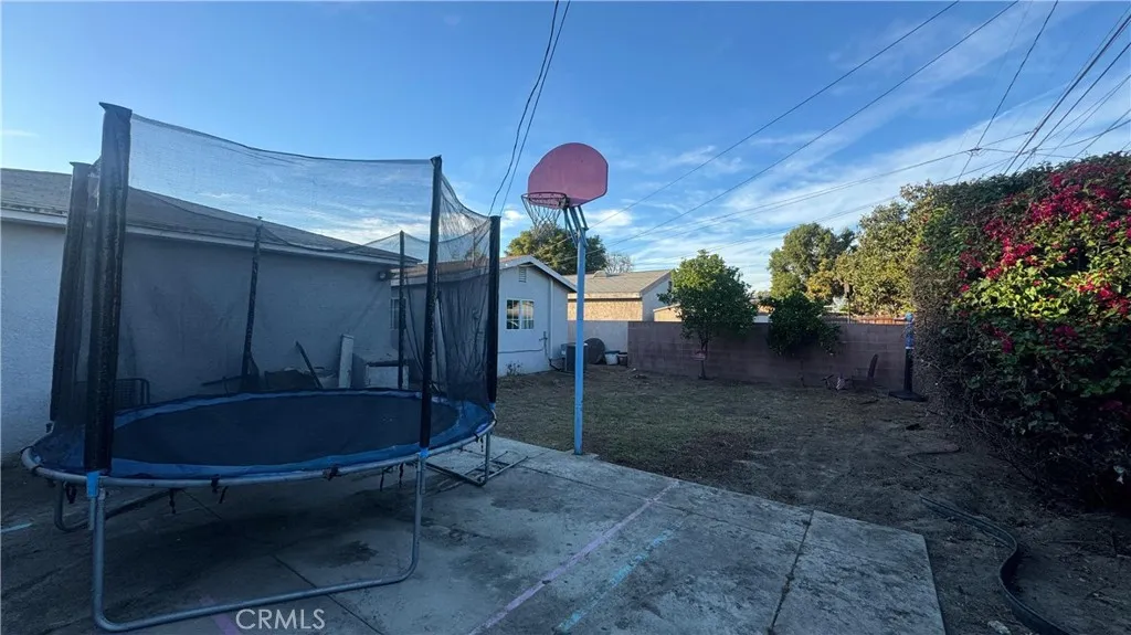 2720 San Francisco, Long Beach, California 90806 home-pic-22