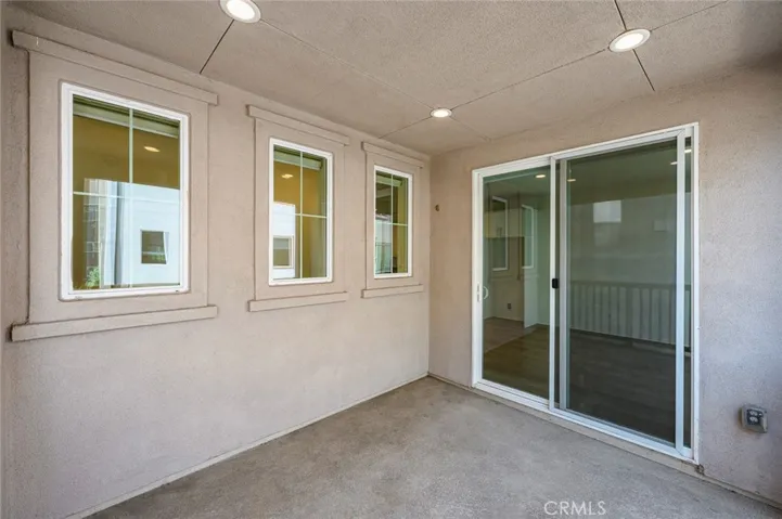 2nd floor balcony