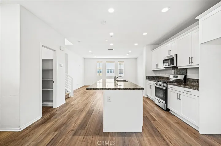 2nd floor kitchen