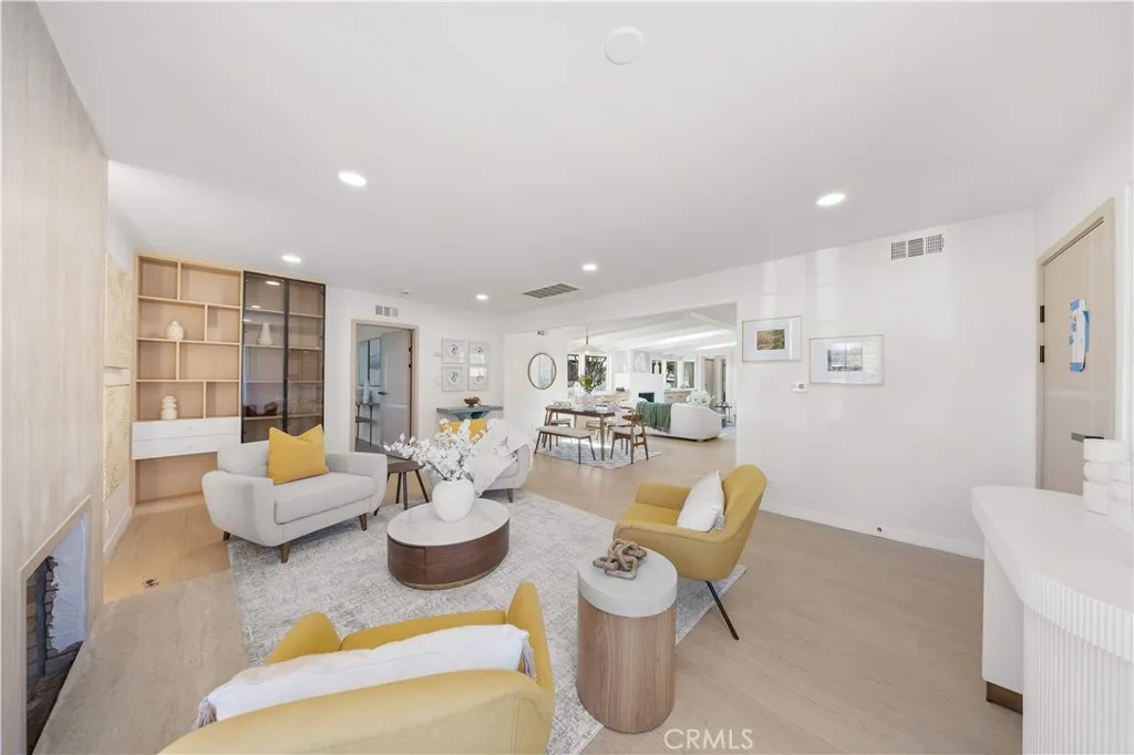 934 E Rose Avenue, Orange, California 92867 home-pic-7