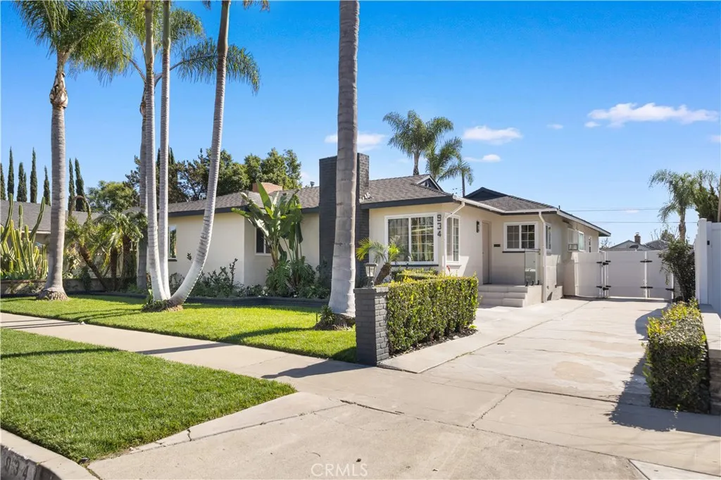 934 E Rose Avenue, Orange, California 92867 home-pic-1