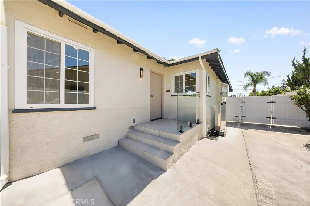 934 E Rose Avenue, Orange, California 92867 home-pic-4
