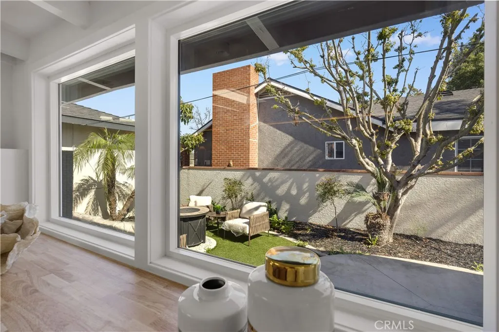 934 E Rose Avenue, Orange, California 92867 home-pic-23