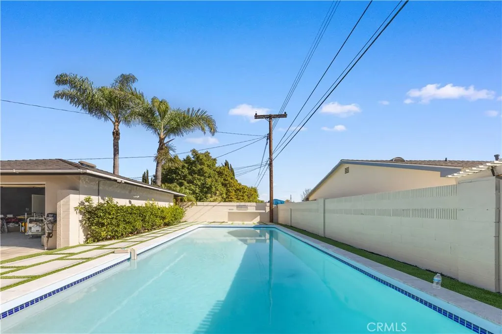 934 E Rose Avenue, Orange, California 92867 home-pic-45