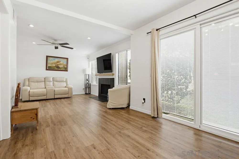 140 E El Norte Parkway 6, Escondido, California 92026 home-pic-13