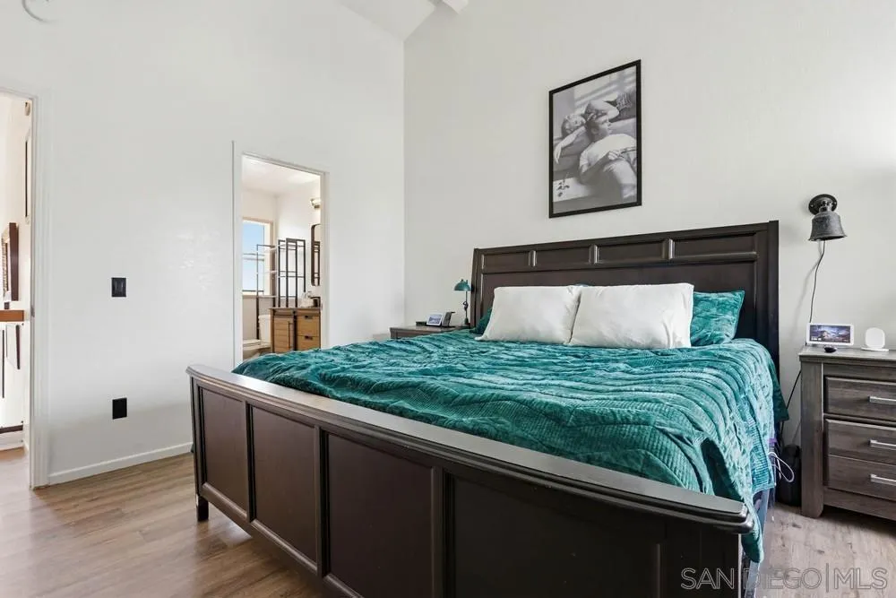 140 E El Norte Parkway 6, Escondido, California 92026 home-pic-21