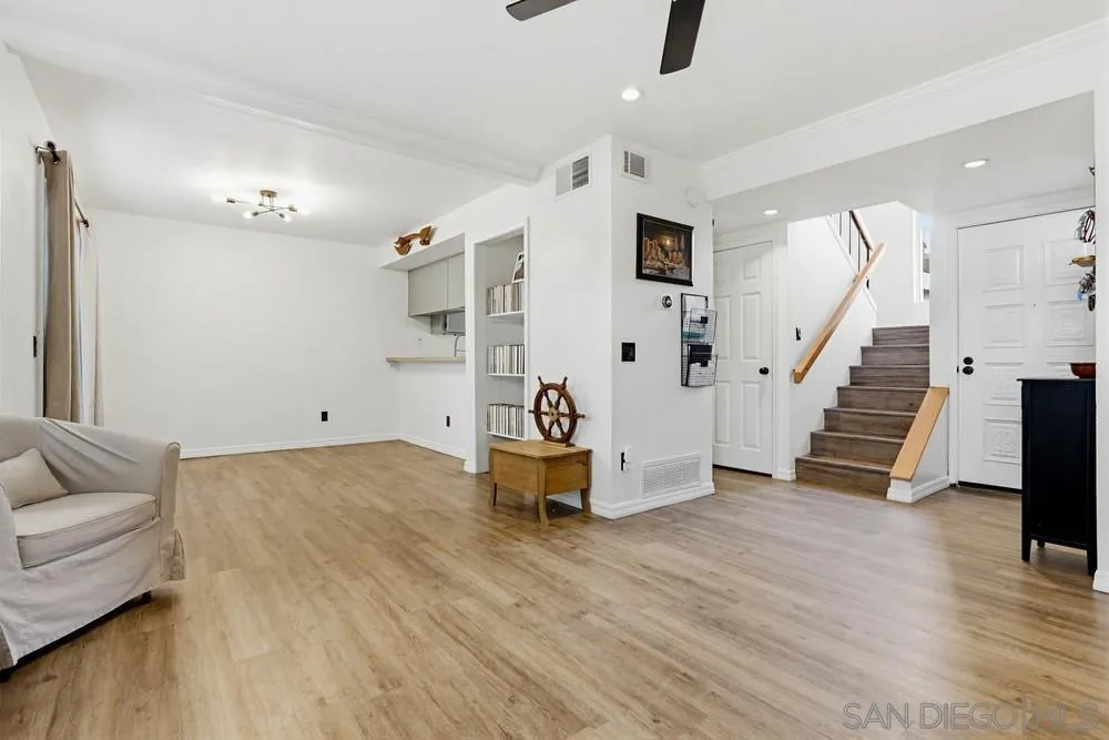 140 E El Norte Parkway 6, Escondido, California 92026 home-pic-10