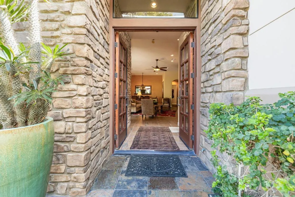 46494 Bradshaw Trail, La Quinta, California 92253 home-pic-8